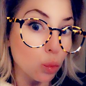 Meet your Posher, Tanya